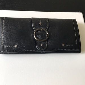 Banana republic woman’s wallet